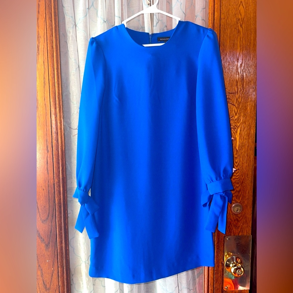 BANANA REPUBLIC Dress, Solid Color BLUE. EXCELLENT Condition.